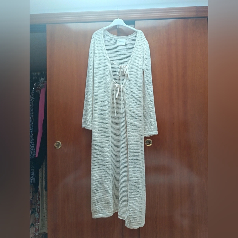 Elegant Cream Knit Cardigan